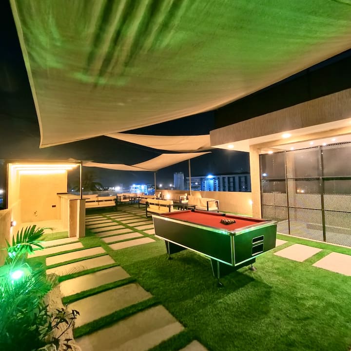 Executive Modern Studio @Osu +Free Airport Pickup