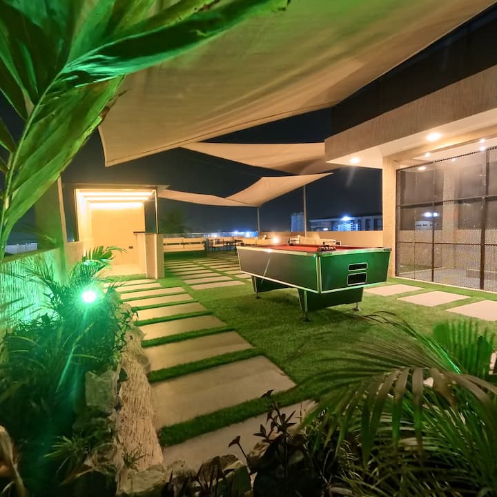 Executive Modern Studio @Osu +Free Airport Pickup