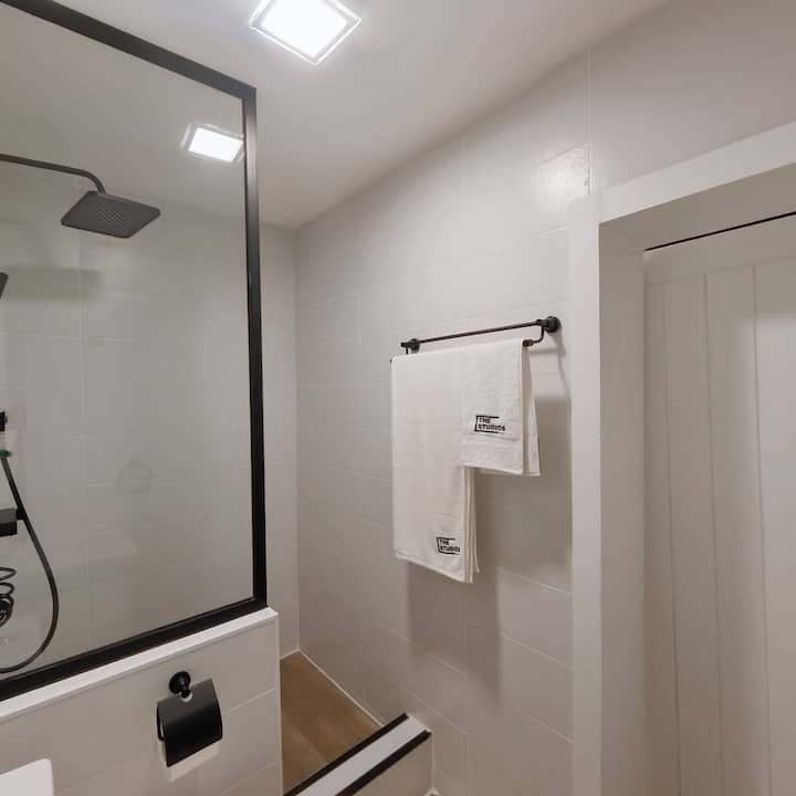 Seaside City Retro Studio @Osu +Free AirportPickup